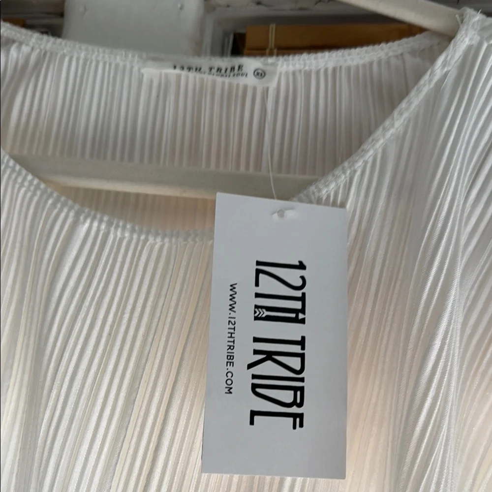 12th Tribe blouse top - Picture 2 of 2